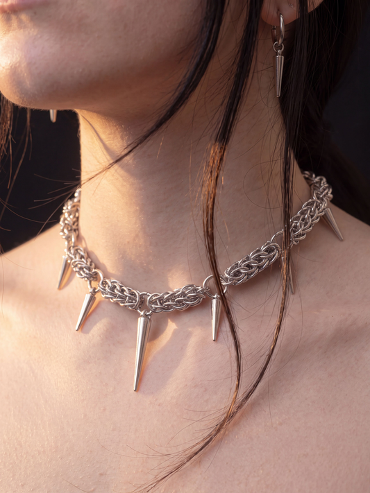 AZARA Choker