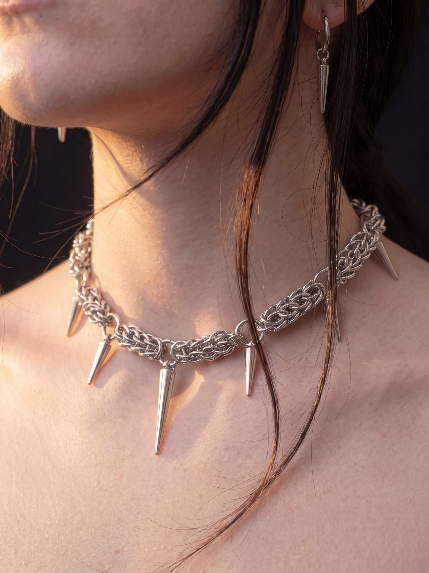 AZARA Choker